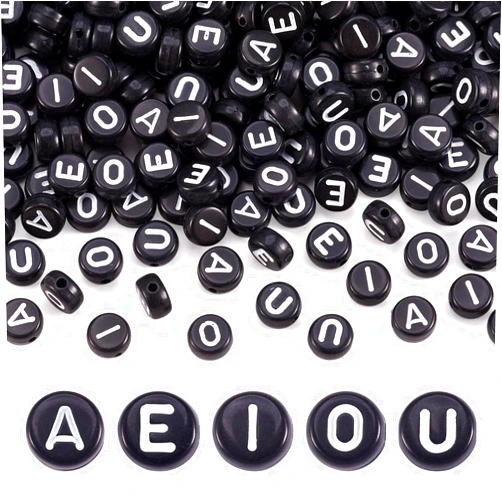 Craftdady 500Pcs 7x4mm Black Acrylic Letter Beads White Alphabet Beads A E I O U Vowels Beads Small Pony Beads for Crafts DIY Friendship Bracelets Jewelry Making Supplies