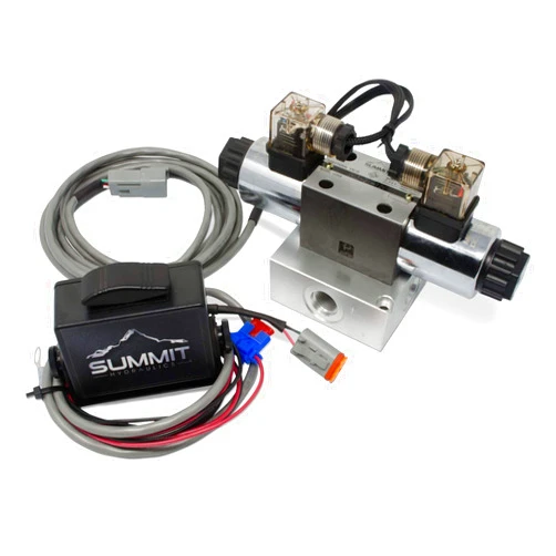 Summit Hydraulics Electric Hydraulic Double Acting Control Valve w/Rocker Switch, 1 Spool, 15 GPM (D Spool, Motor Control, 24 V)