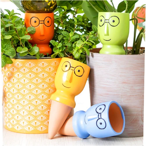 CZWL&HG 4 Pack Terracotta Watering Spikes, Vacation Self-Watering Planters Devices - Continuous Moisture with Slow Release Watering System - Perfect for Indoor Outdoor Plants (Big Head)