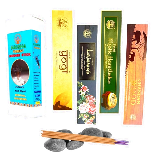 Naisha Incense Sticks Set of 4 (50 Gm Each) Calming & Relaxing Gift for Meditation & Yoga, Natural, Organic & Slow Burning Sticks, Chandan Wood, Mystic HeenAmber, Yogi, Lajawab (Devotion)
